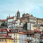 Rustic Stone Hideaway Near Oporto River アパート ポルト